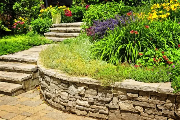 Local Retaining Wall Installation Plant City FL